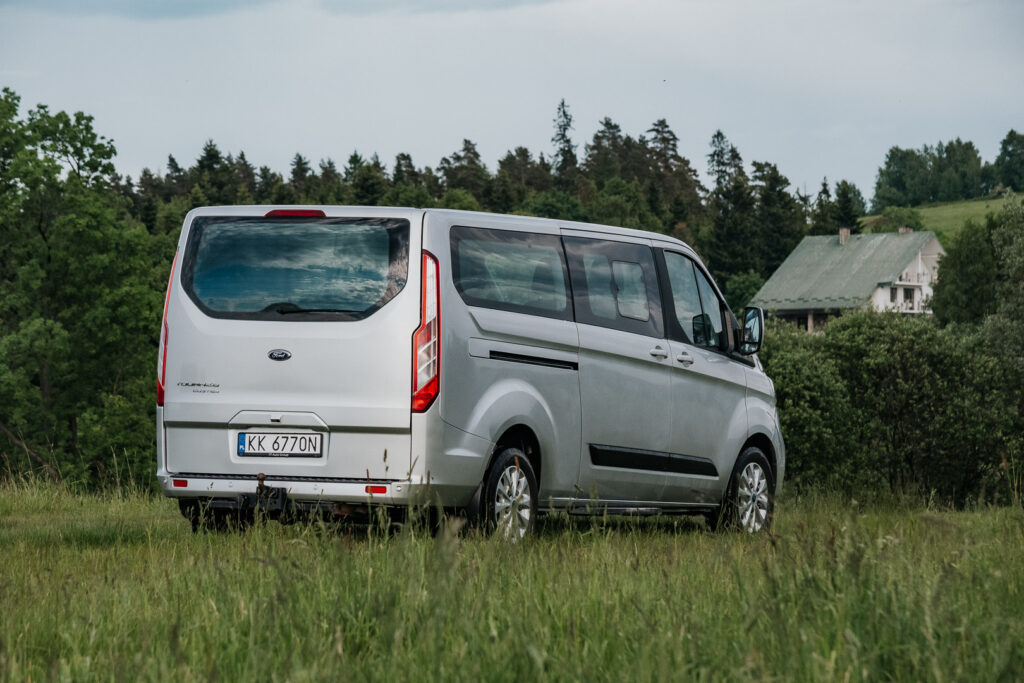 Ford Tourneo Custom Long