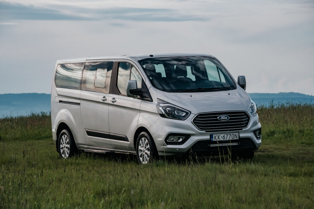 Ford Tourneo Custom Long