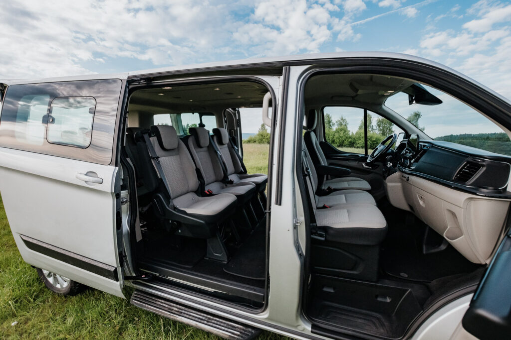 Ford Tourneo Custom Long