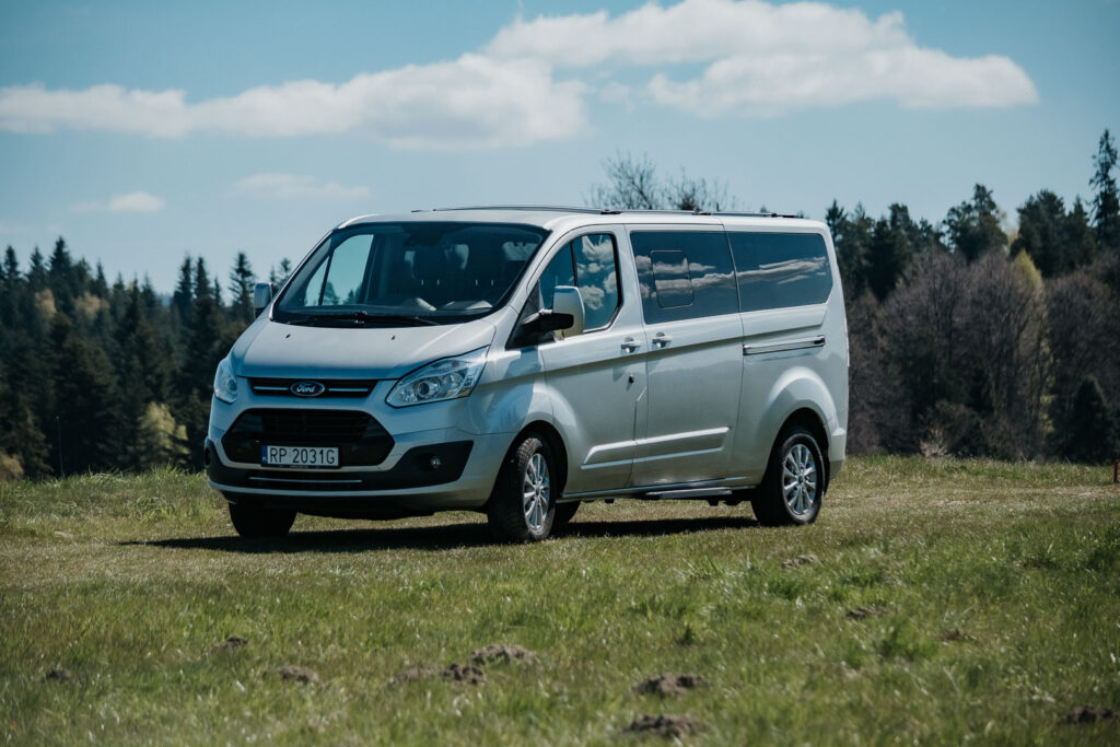 Ford Tourneo Custom Long wynajem